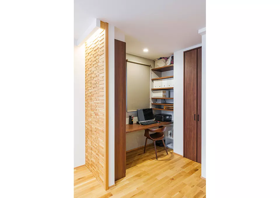 樹種を変えて独立した雰囲気の書斎に