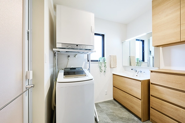 限られた空間でもたっぷり快適収納できるサニタリー収納