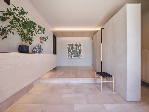 靴箱だけじゃもったいない!玄関収納のポイント