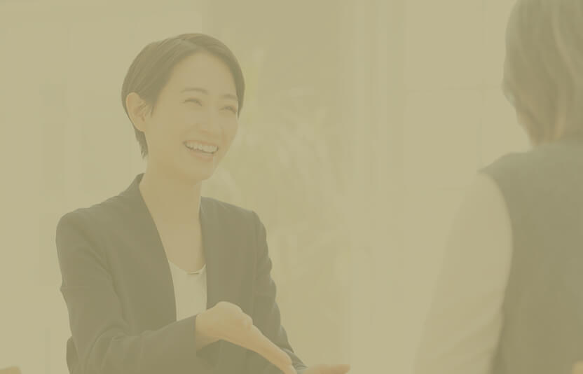 スタッフが話す様子