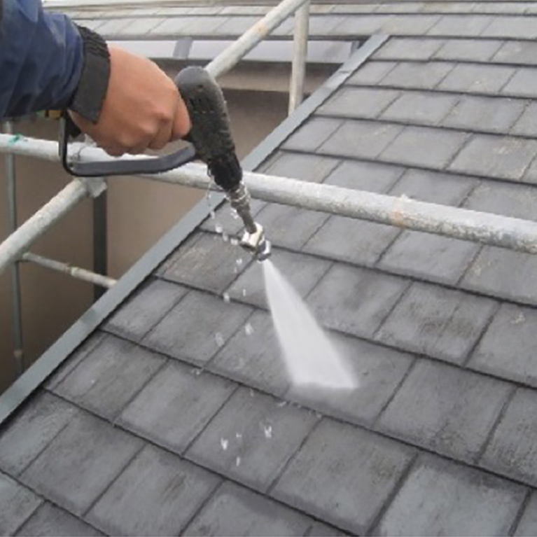 屋根や外壁の防水・耐久性アップに加え、見た目の印象もアップ。
